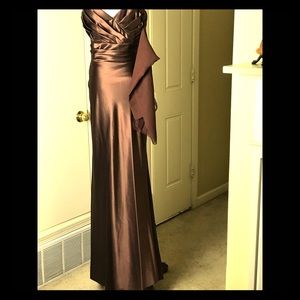 Cinderella Design_Gown_ w/Scarf_Size Large
